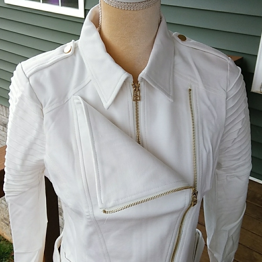 Entry White Waist Zipper Jacket - Picture 3 of 6